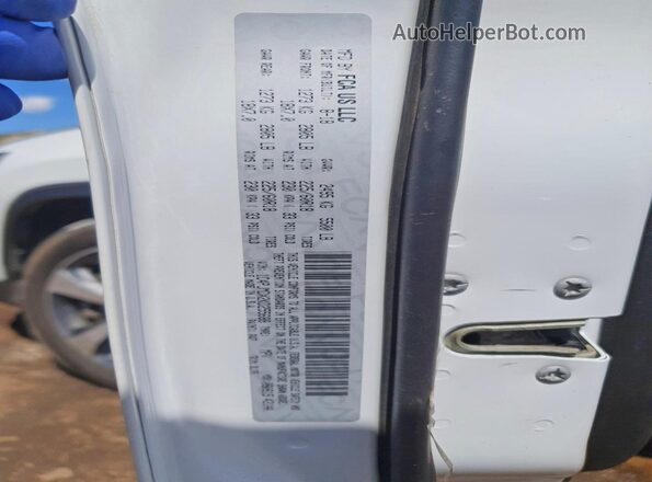 1C4PJMDX2KD255688 2019 JEEP CHEROKEE White ძრავის განყოფილების ხედი