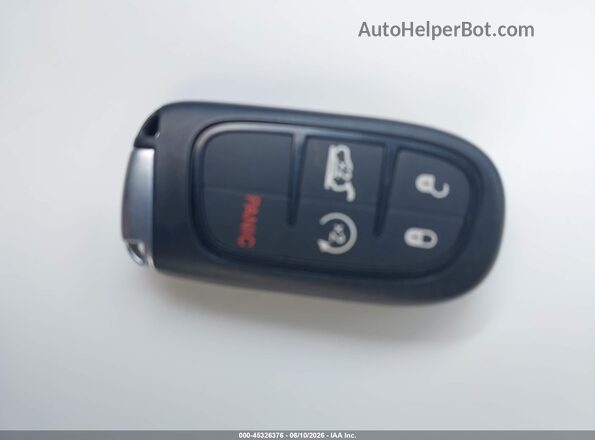1C4PJMDX4JD541797 2018 JEEP CHEROKEE Gray Widok deski rozdzielczej