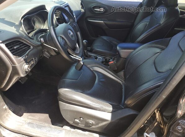 1C4PJMDX7KD134848 2019 JEEP CHEROKEE Black Вид салону спереду