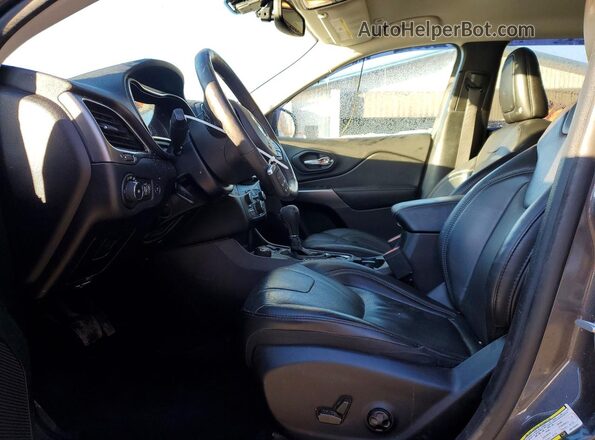 1C4PJMDX7KD135207 2019 JEEP CHEROKEE Black Widok wnętrza z przodu