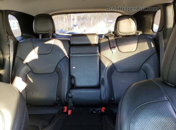 1C4PJMDX7KD135207 2019 JEEP CHEROKEE Black Widok tylnych siedzeń