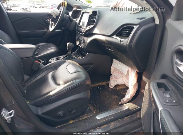 1C4PJMDX7KD276505 2019 JEEP CHEROKEE Gray Вид салону спереду