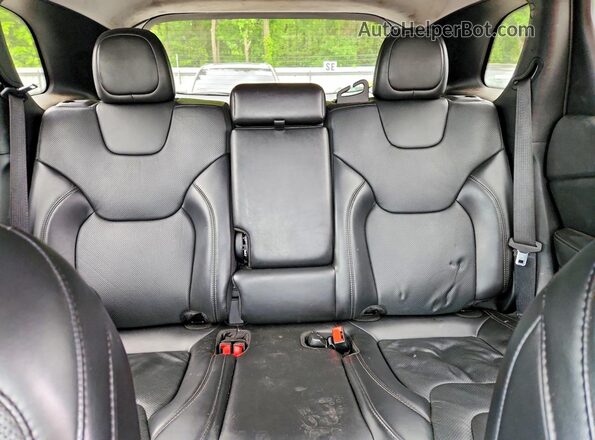 1C4PJMDX9KD491920 2019 JEEP CHEROKEE Black Вид задніх сидінь