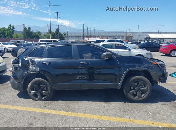 1C4PJMDXXJD540959 2018 JEEP CHEROKEE Black Սալոնի հետևի տեսք
