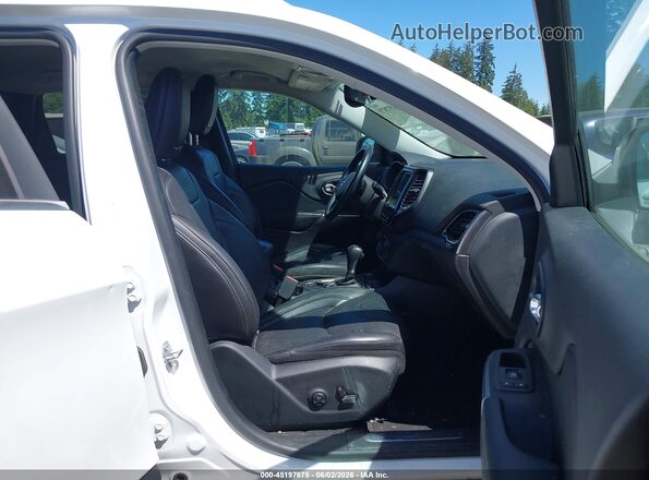 1C4PJMDXXKD197894 2019 JEEP CHEROKEE White Front interior view