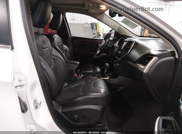 1C4PJMJS6HW525401 2017 JEEP CHEROKEE White Widok wnętrza z przodu