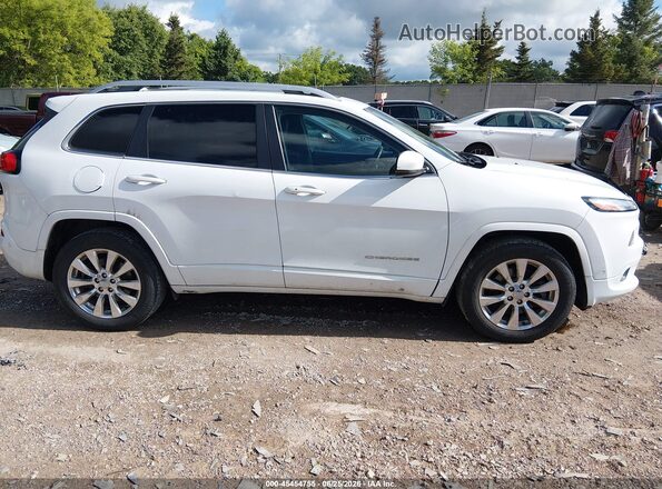 1C4PJMJS8HW575880 2017 JEEP CHEROKEE White Rear interior view