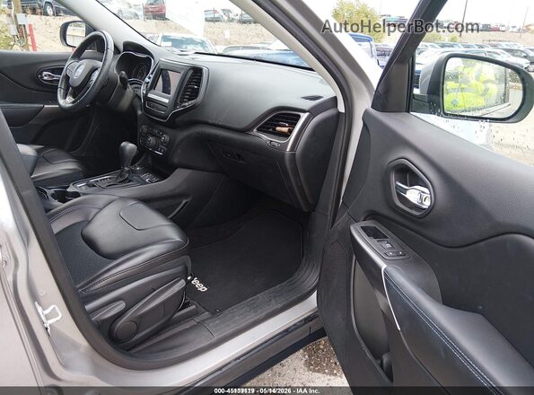 1C4PJMLB0KD226924 2019 JEEP CHEROKEE Gray 