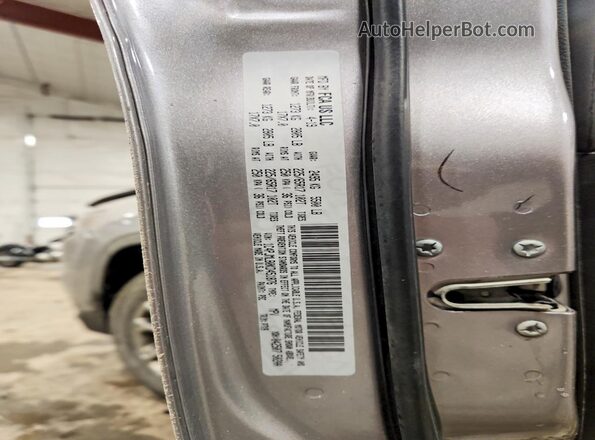 1C4PJMLB0KD451876 2019 JEEP CHEROKEE Silver VIN կոդի պիտակի տեսք