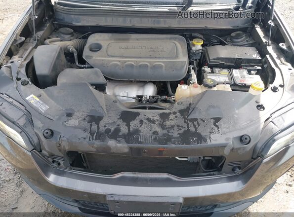 1C4PJMLB0MD157042 2021 JEEP CHEROKEE Gray Widok z tyłu