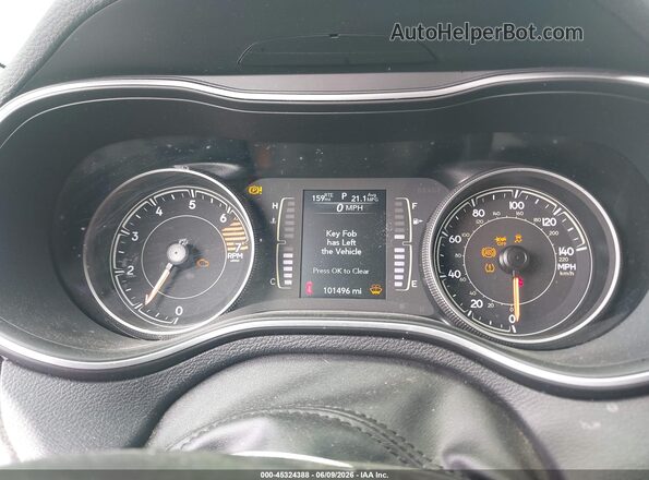 1C4PJMLB0MD157042 2021 JEEP CHEROKEE Gray Widok tylnych siedzeń