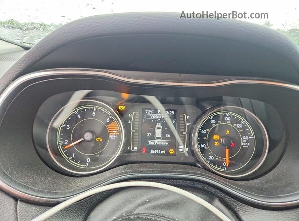 1C4PJMLB1KD256448 2019 JEEP CHEROKEE Gray ხელსაწყოთა პანელის ხედი