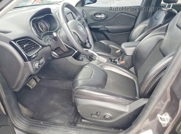 1C4PJMLB1KD378677 2019 JEEP CHEROKEE Gray Front interior view