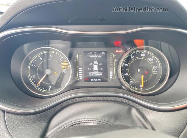 1C4PJMLB1KD378677 2019 JEEP CHEROKEE Gray Instrument cluster view