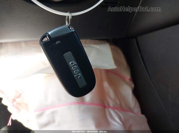 1C4PJMLB1KD453149 2019 JEEP CHEROKEE Gray Dashboard view