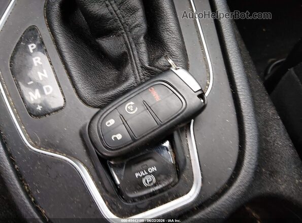 1C4PJMLB1LD569226 2020 JEEP CHEROKEE Black წინა პანელის ხედი