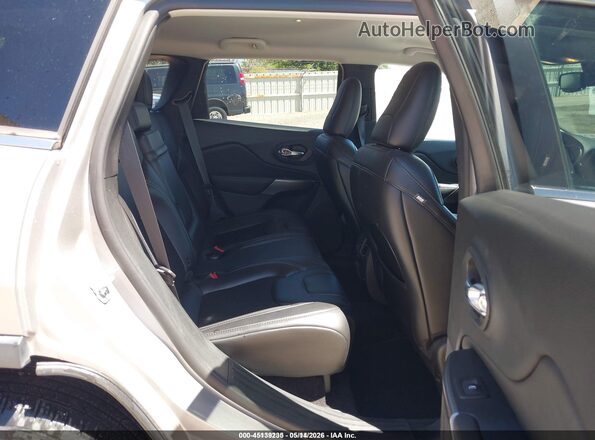 1C4PJMLB2KD226925 2019 JEEP CHEROKEE Silver 