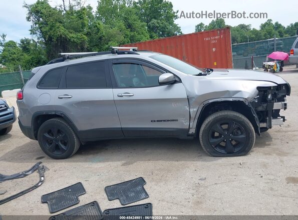 1C4PJMLB2KD320240 2019 JEEP CHEROKEE Silver Vista interior de 360 grados
