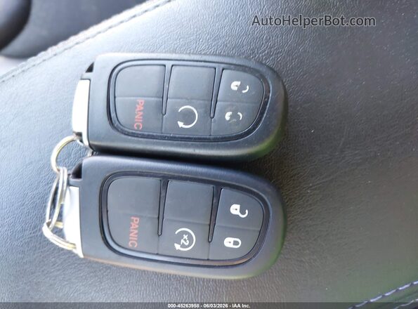 1C4PJMLB2MD158645 2021 JEEP CHEROKEE Black Vista del salpicadero