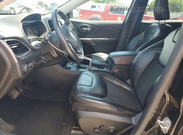 1C4PJMLB3KD346670 2019 JEEP CHEROKEE Black Вид салону спереду