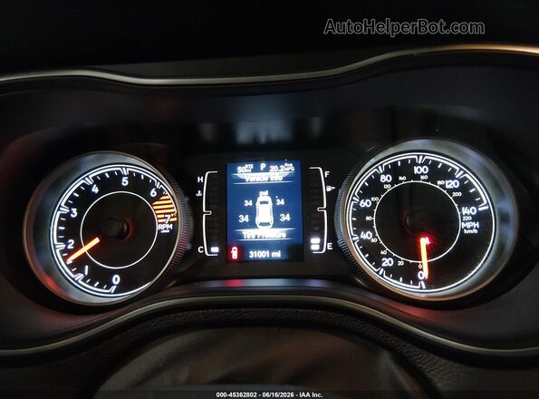 1C4PJMLB4KD349304 2019 JEEP CHEROKEE White 