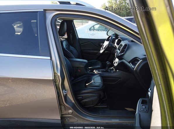 1C4PJMLB4KD485576 2019 JEEP CHEROKEE Gray 