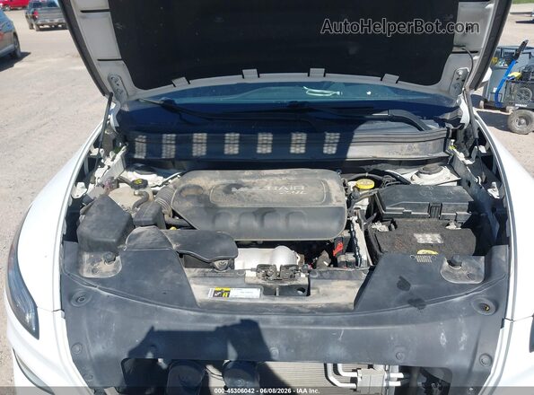 1C4PJMLB5JD535898 2018 JEEP CHEROKEE White Rear view