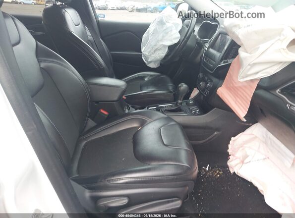 1C4PJMLB5KD474831 2019 JEEP CHEROKEE White Вид салону спереду