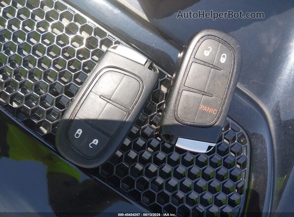 1C4PJMLB5LD602566 2020 JEEP CHEROKEE Белый Вид панели приборов