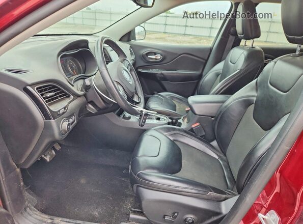 1C4PJMLB5MD238182 2021 JEEP CHEROKEE Red Front interior view