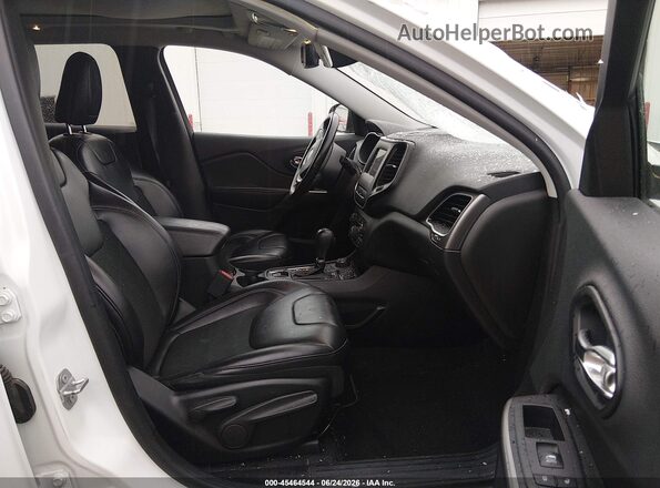1C4PJMLB6KD355007 2019 JEEP CHEROKEE White Vista interior delantera