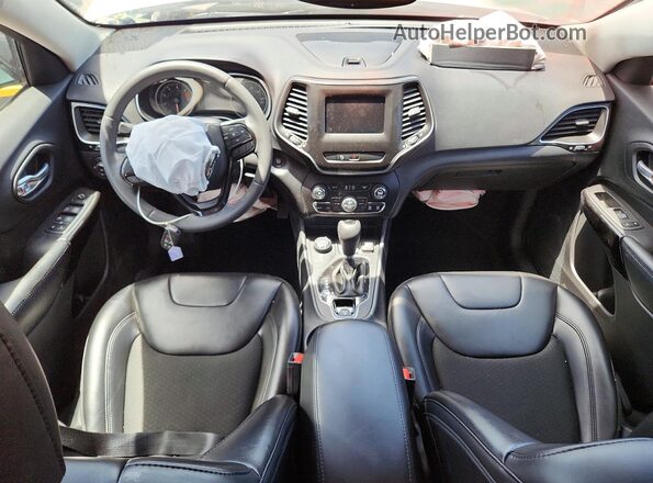 1C4PJMLB6LD576320 2020 JEEP CHEROKEE White წინა პანელის ხედი