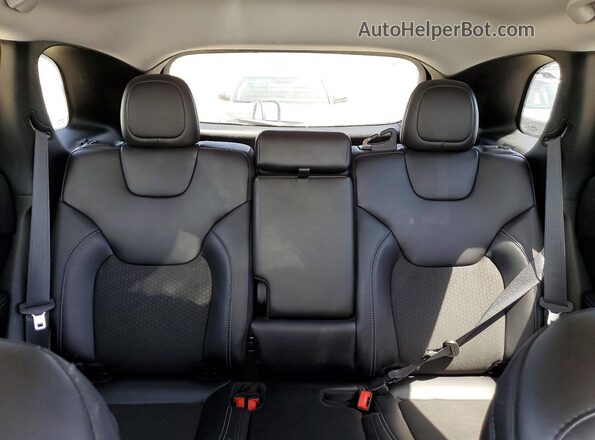 1C4PJMLB7KD481330 2019 JEEP CHEROKEE Белый Вид задних сидений