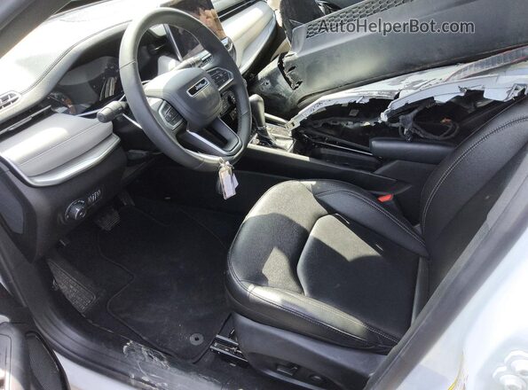 1C4PJMLB8KD273540 2019 JEEP CHEROKEE White Вид салону спереду