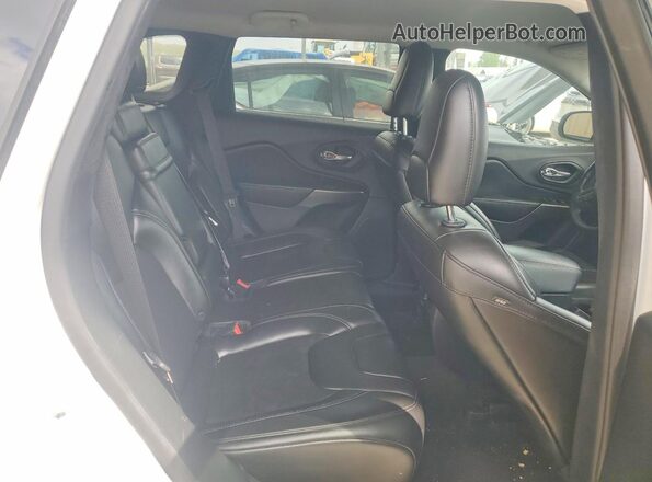 1C4PJMLB8KD273540 2019 JEEP CHEROKEE White Вид задніх сидінь