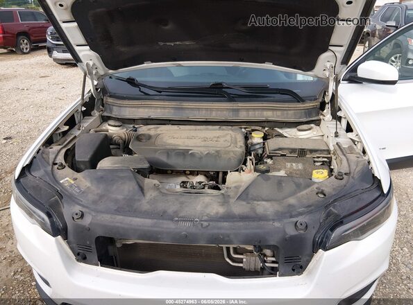 1C4PJMLB8KD395718 2019 JEEP CHEROKEE White Rear view