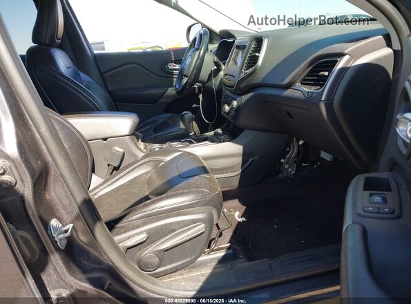 1C4PJMLB9KD121704 2019 JEEP CHEROKEE Gray Vista interior delantera