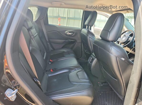 1C4PJMLNXKD294206 2019 JEEP CHEROKEE Black უკანა სავარძლების ხედი