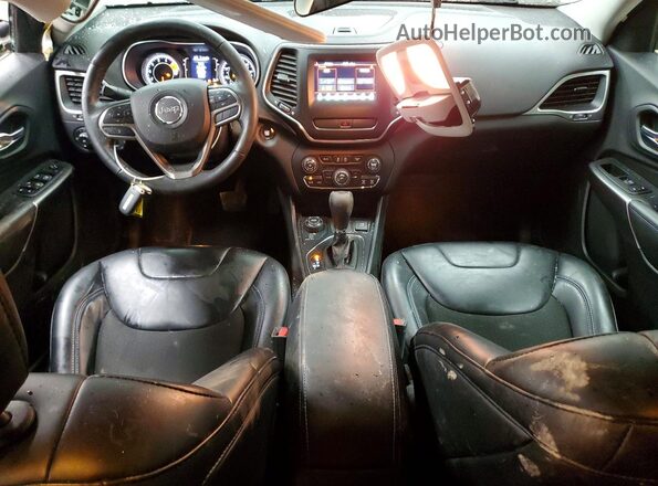 1C4PJMLX2KD137996 2019 JEEP CHEROKEE White Առջևի վահանակի տեսք