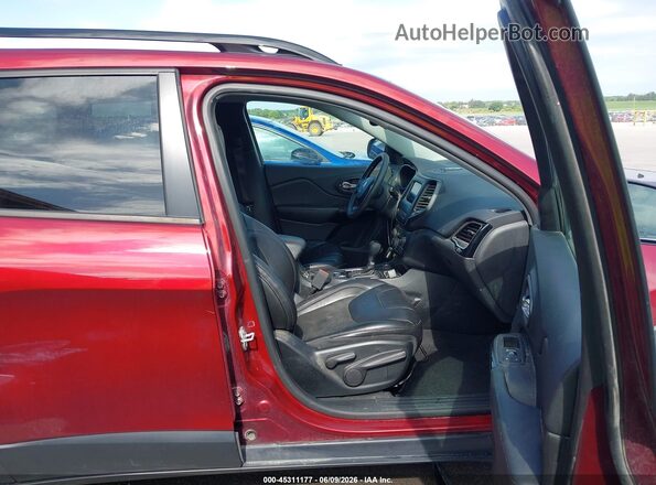 1C4PJMLX8KD282220 2019 JEEP CHEROKEE Red Widok wnętrza z przodu