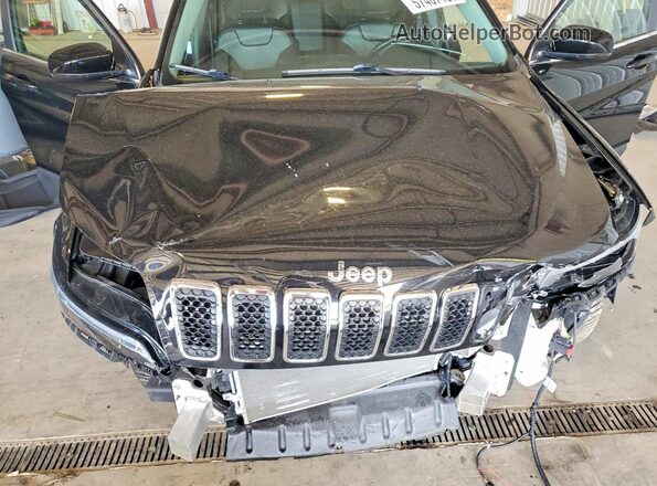1C4PJMLX8KD473345 2019 JEEP CHEROKEE Black ძრავის განყოფილების ხედი