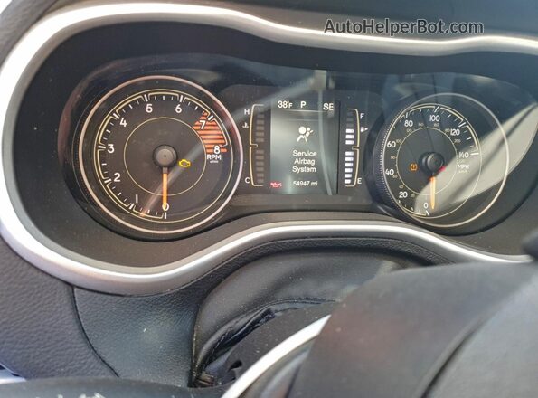 1C4PJMLXXJD515917 2018 JEEP CHEROKEE Серебряный Вид щитка приборов