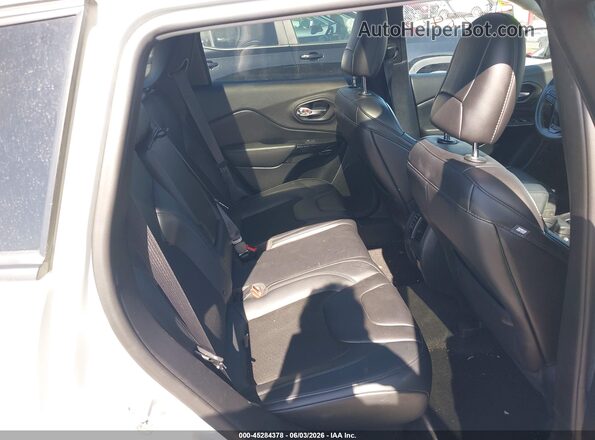 1C4PJMLXXKD451248 2019 JEEP CHEROKEE White Vista de la etiqueta del VIN