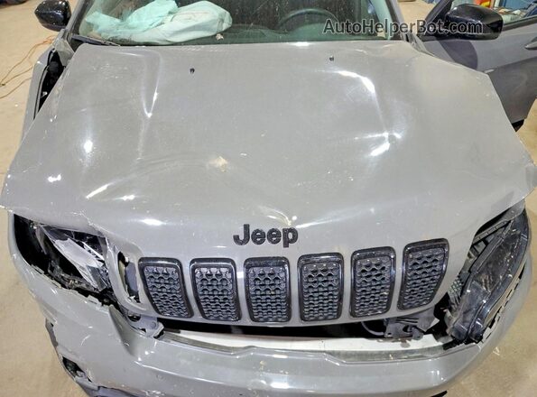1C4PJMMB2PD112462 2023 JEEP CHEROKEE Gray Շարժիչի բաժամունքի տեսք