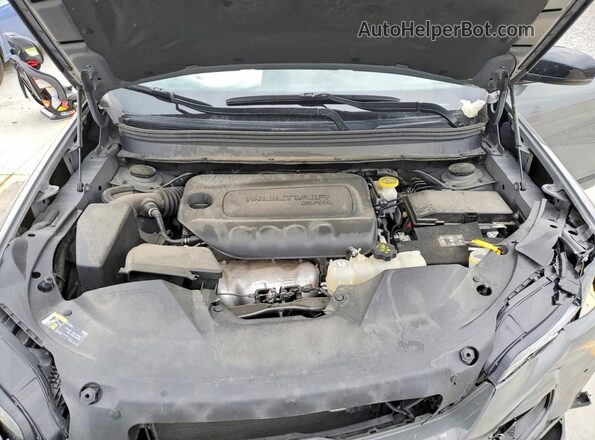 1C4PJMMB6PD100217 2023 JEEP CHEROKEE Gray ძრავის განყოფილების ხედი
