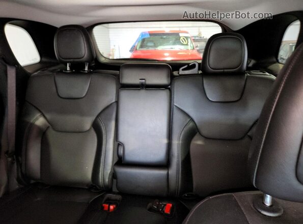 1C4PJMMB7PD106429 2023 JEEP CHEROKEE White Հետևի նստատեղերի տեսք