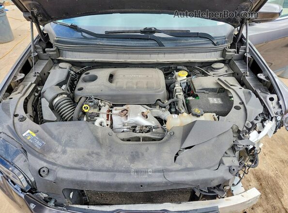 1C4PJMMN5MD172192 2021 JEEP CHEROKEE Gray უკანა სალონის ხედი