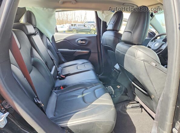 1C4PJMMX1ND507015 2022 JEEP CHEROKEE Black უკანა სალონის ხედი