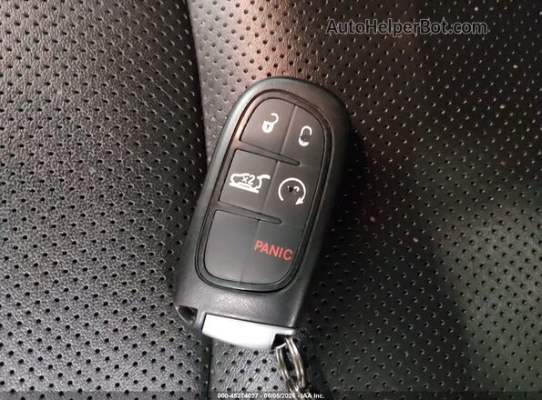 1C4PJMMX3MD171639 2021 JEEP CHEROKEE Orange Առջևի վահանակի տեսք