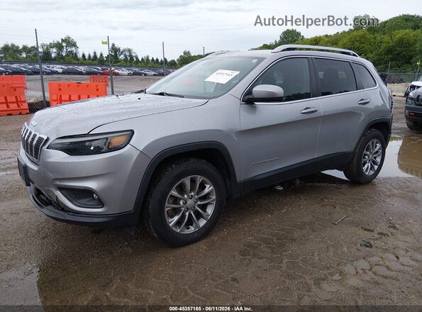 1C4PJMMX5MD160156 2021 JEEP CHEROKEE Silver Vista tres cuartos delantera izquierda